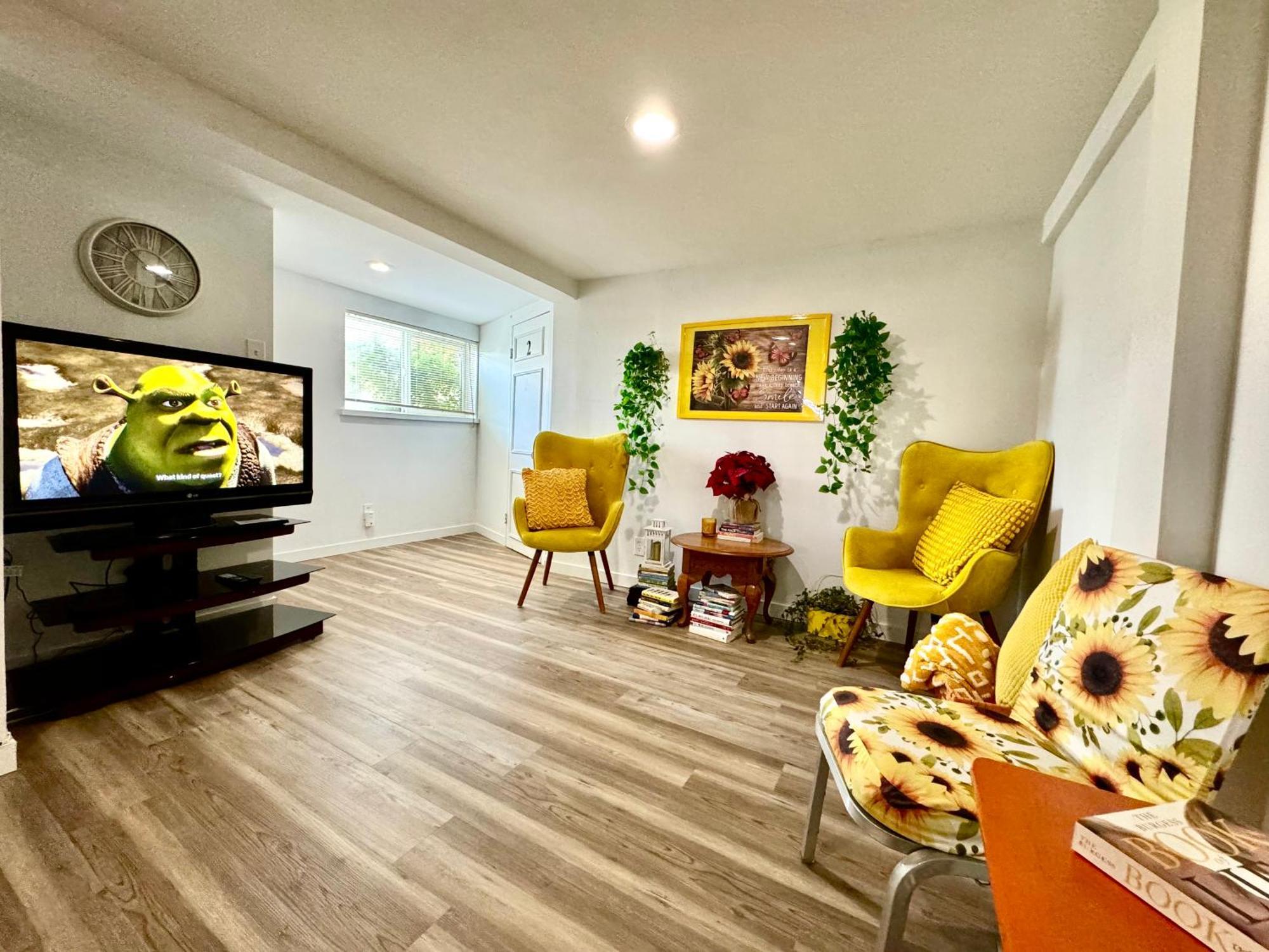 Cozy Private Room With Shared Bathroom On The 1St Floor - Conveniently Located Near Seatac Airport And Downtown Сиэтл Экстерьер фото