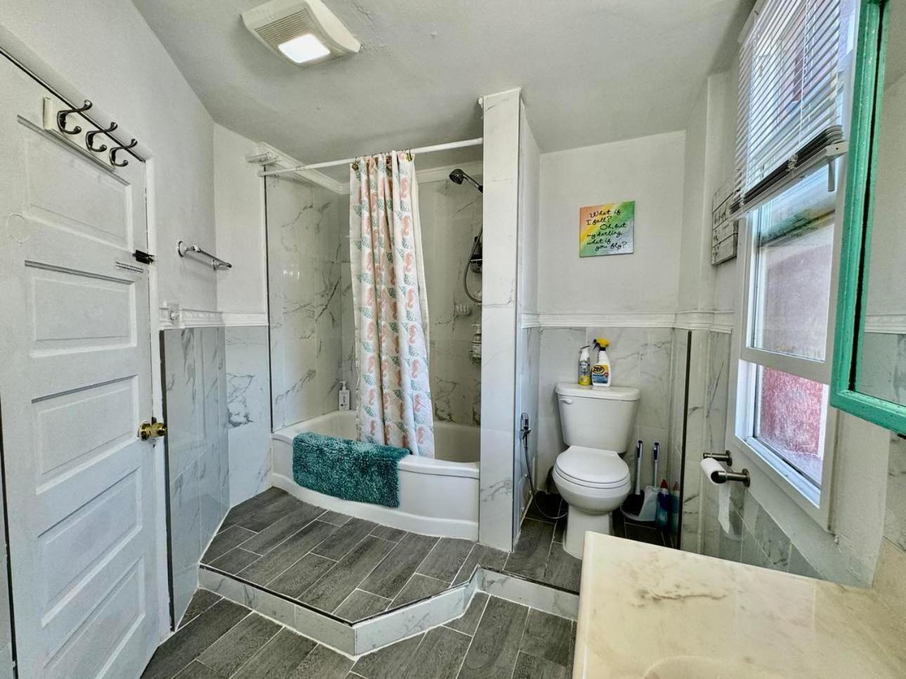 Cozy Private Room With Shared Bathroom On The 1St Floor - Conveniently Located Near Seatac Airport And Downtown Сиэтл Экстерьер фото